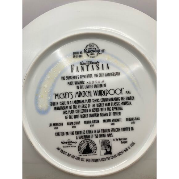 Walt Disney's Knowles Fantasia Mickey Mouse 1991 Plate with Certificate - Picture 3 of 6